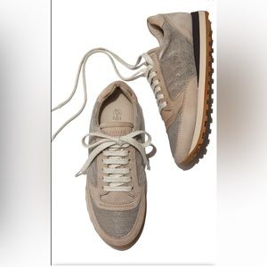 Absolutely stunning Brunello Cucinelli sneakers. Size 40